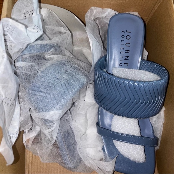 Journee Collection Womens MONYKA Square toe Slip on Casual Heels Shoes Blue SZ 6 - Picture 2 of 4